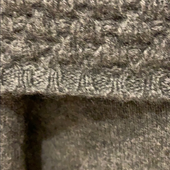 Ann Taylor 100% Cashmere Sweater - Picture 3 of 6